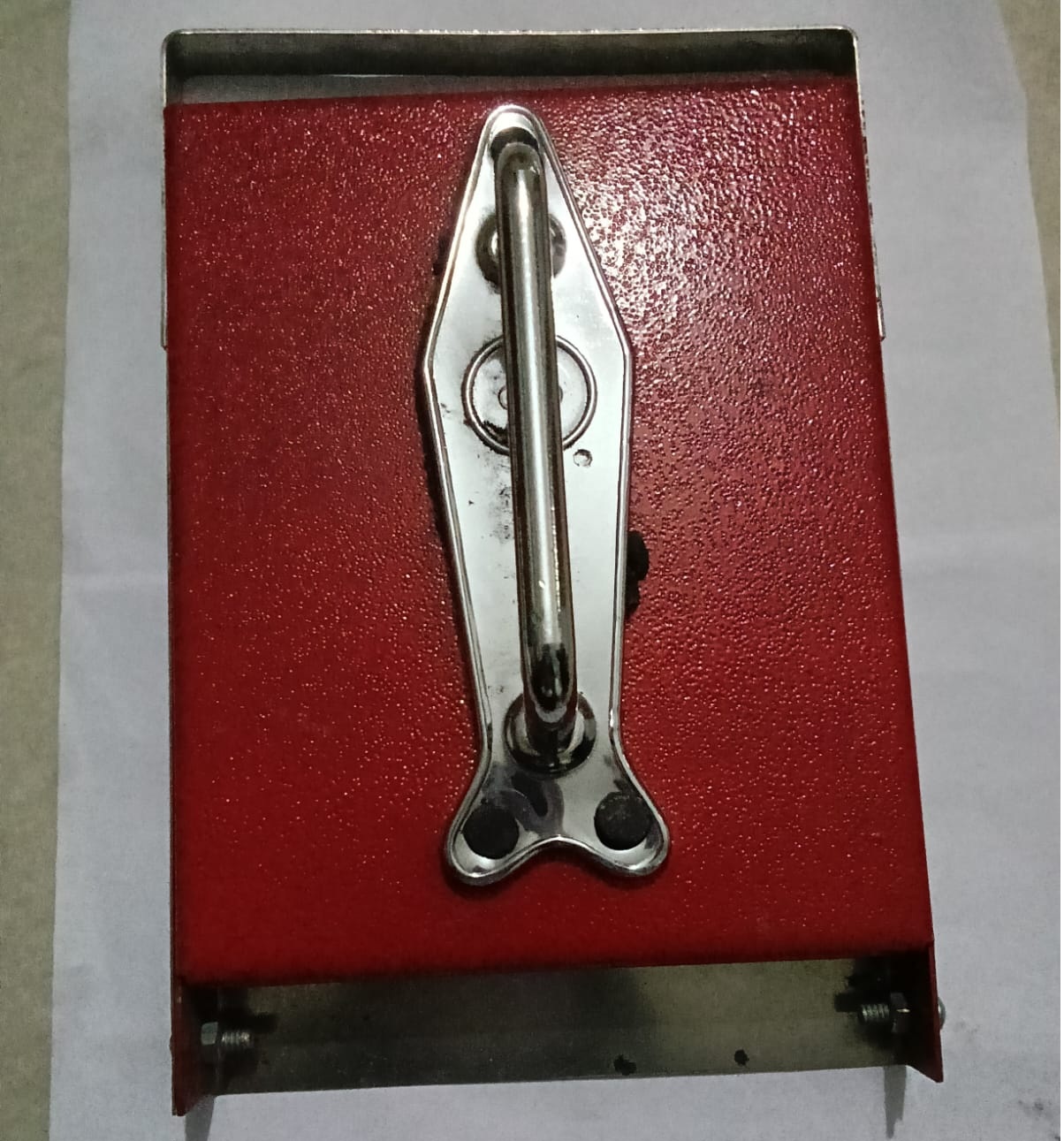 L-M Magnet